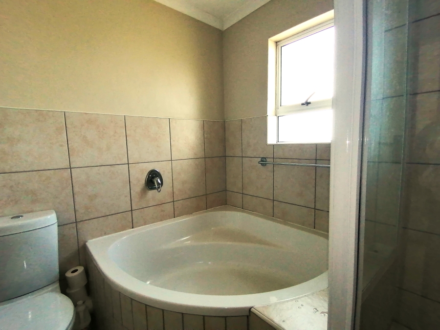 2 Bedroom Property for Sale in C Place Eastern Cape